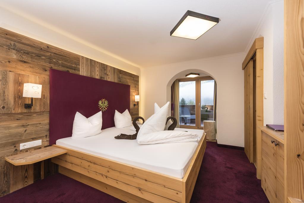 Lifestylepanoramahotel Erika Superior نيوستيف ام ستوبيتا الغرفة الصورة